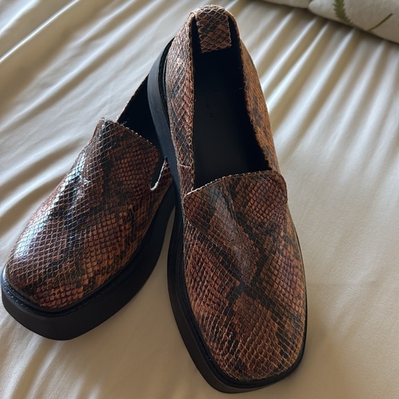 ASOS Woman’s Slip On Brown Snakeskin Platform Loafers - Picture 3 of 10